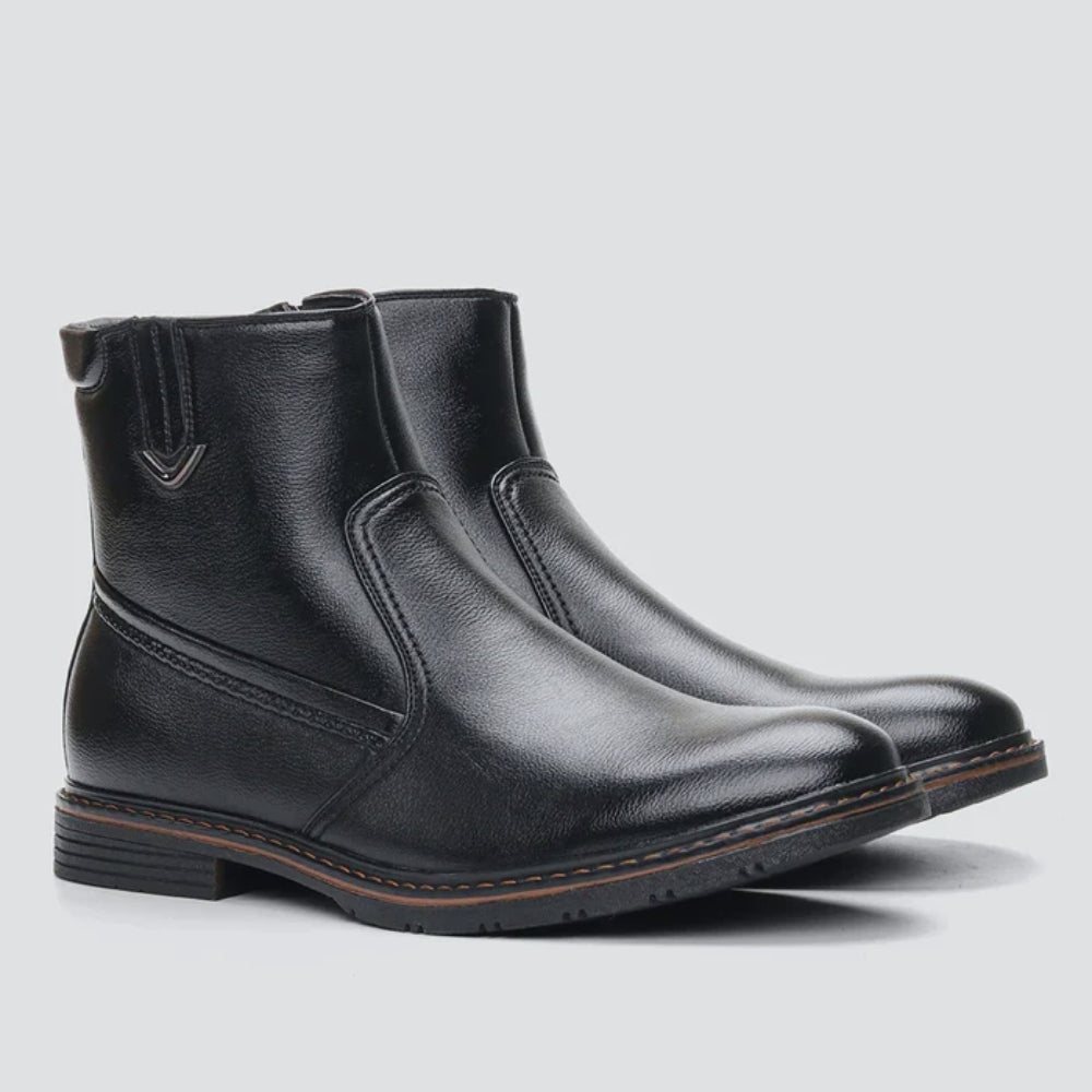 Alten | Leather boots with lined interior
